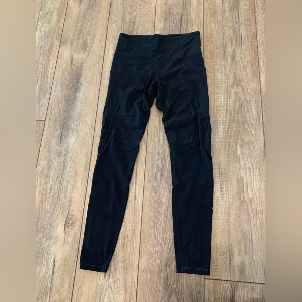 Athleta Salutation Stash Pocket Tight
